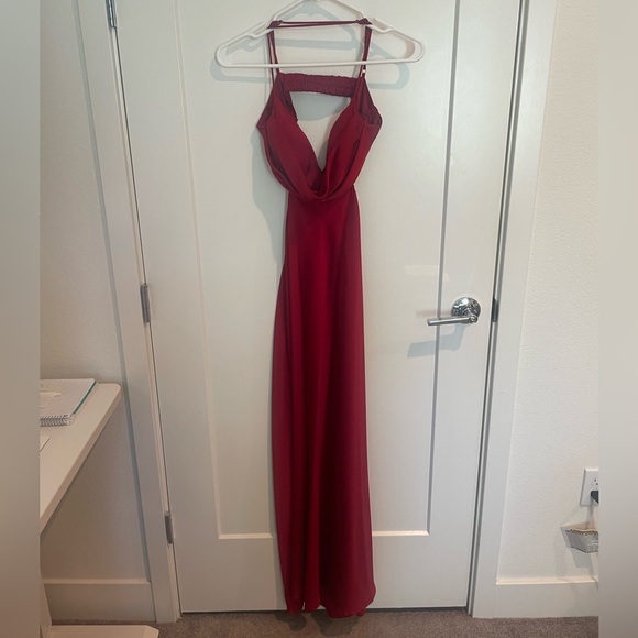 COPY - ANGELS IN AMERICA MIDI DRESS WINE - size M - Picture 3 of 8